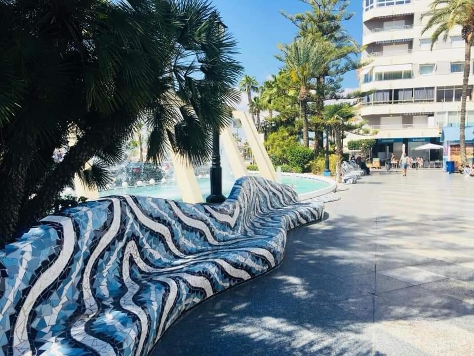 Appartement Apartamento Azzurro à Torrevieja Extérieur photo