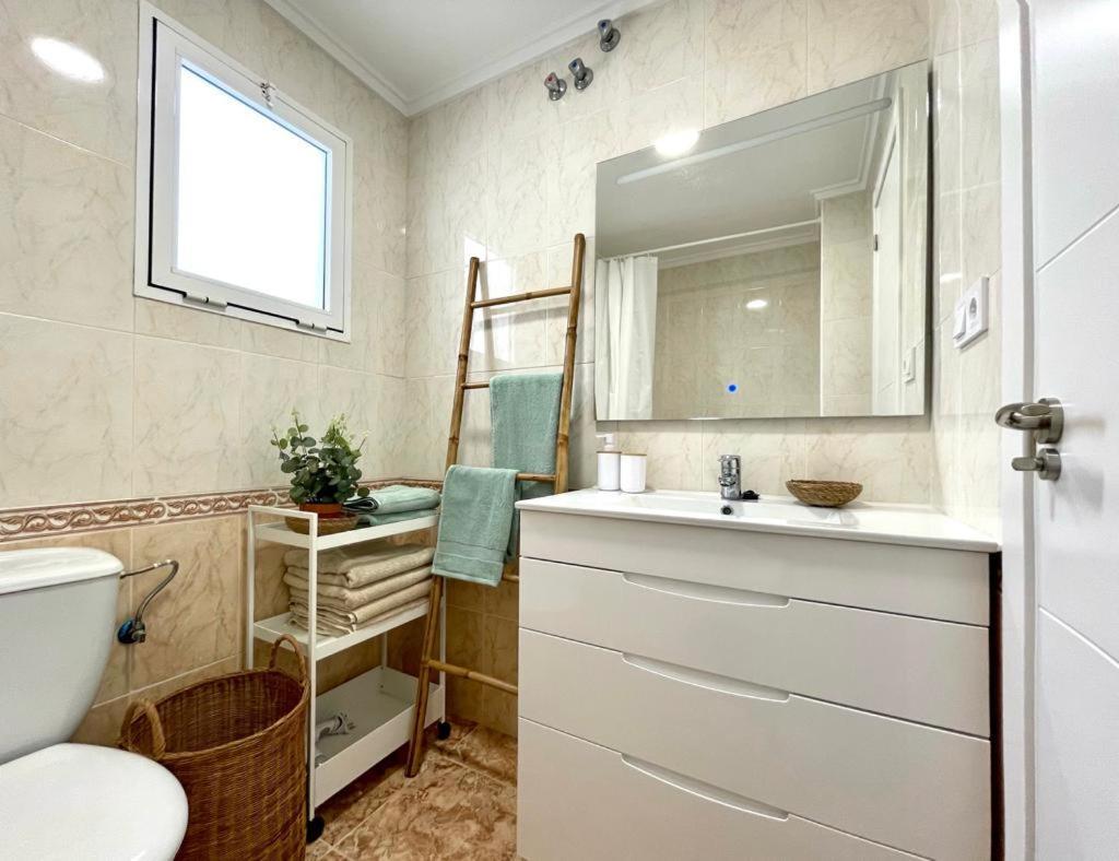 Appartement Apartamento Azzurro à Torrevieja Extérieur photo