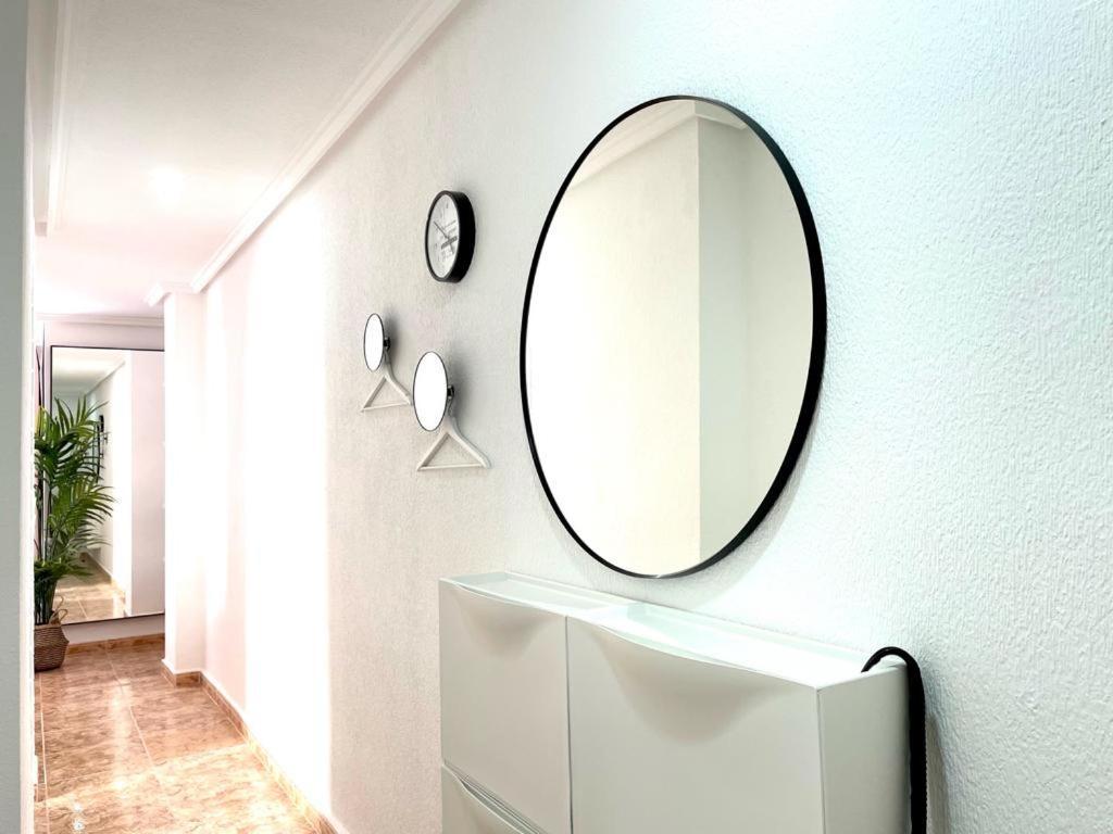 Appartement Apartamento Azzurro à Torrevieja Extérieur photo